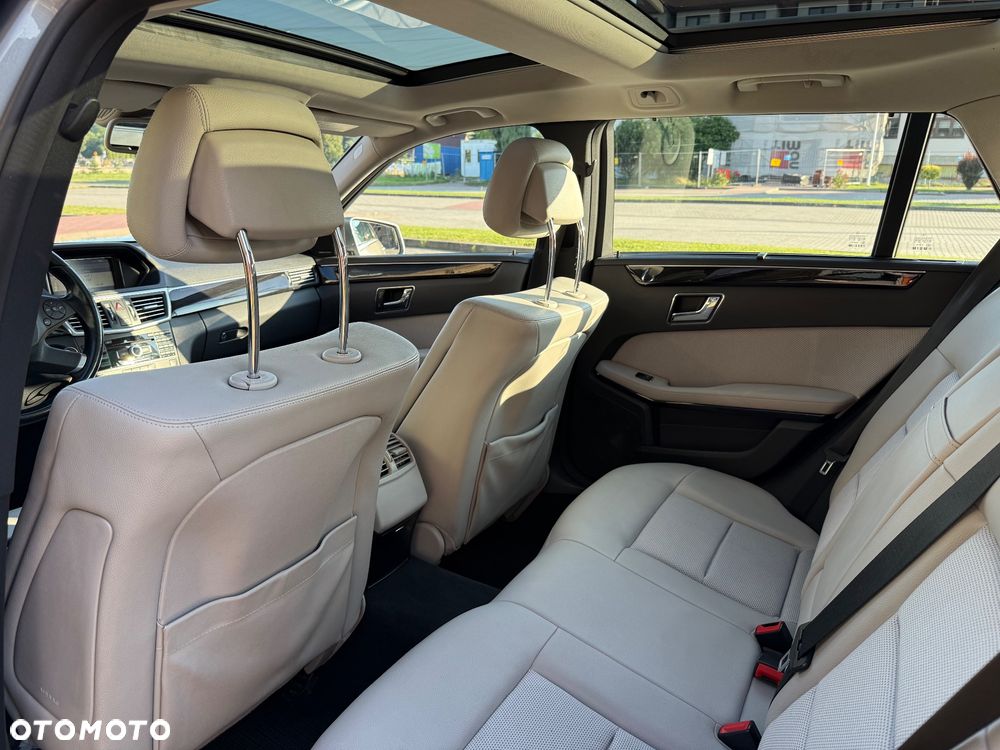 Mercedes-Benz Klasa E 220 CDI DPF BlueEFFICIENCY Automatik Avantgarde - 16
