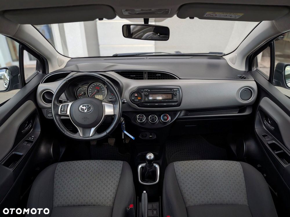 Toyota Yaris 1.0 Premium EU6 - 5