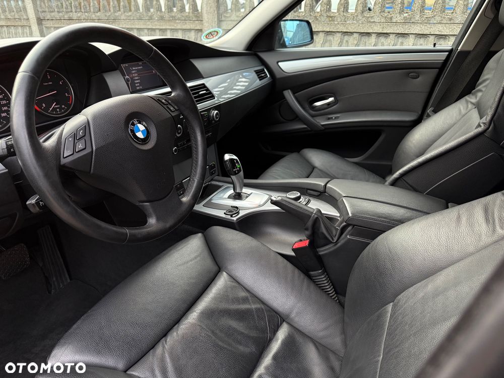 BMW Seria 5 525d - 20