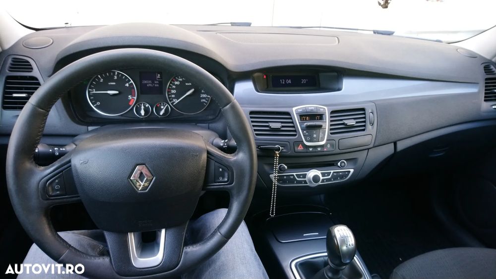 Renault Laguna dCi 110 FAP Expression - 5