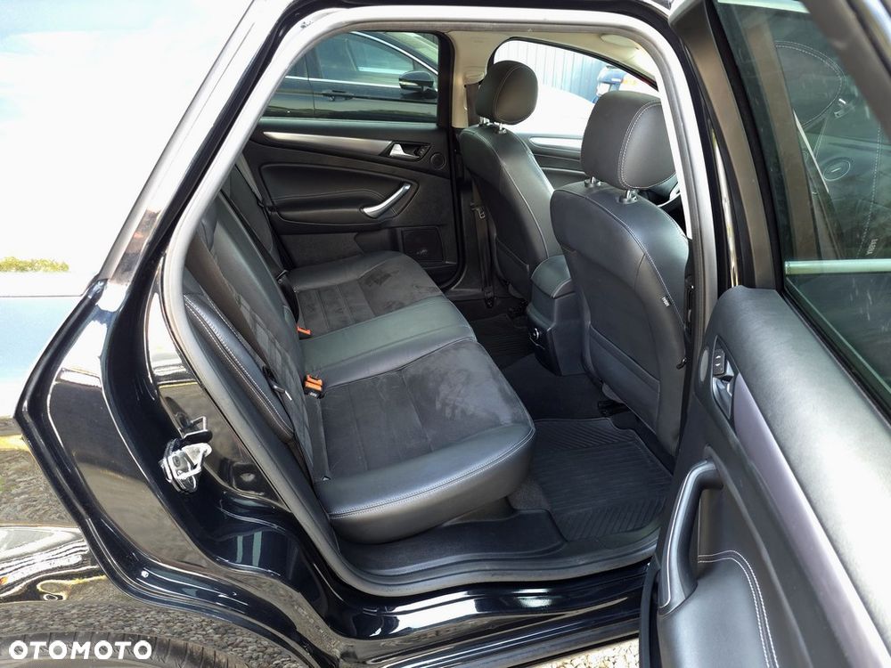 Ford Mondeo 2.0 TDCi Titanium - 10