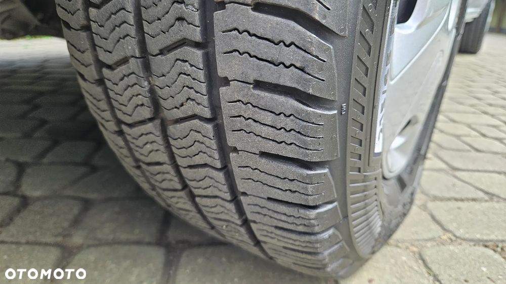 Ford Custom 2,0TDCI 2020Rok 147Tys.Km. L2 Długi Kamera Webasto Duży Wyświetlacz Hak - 40