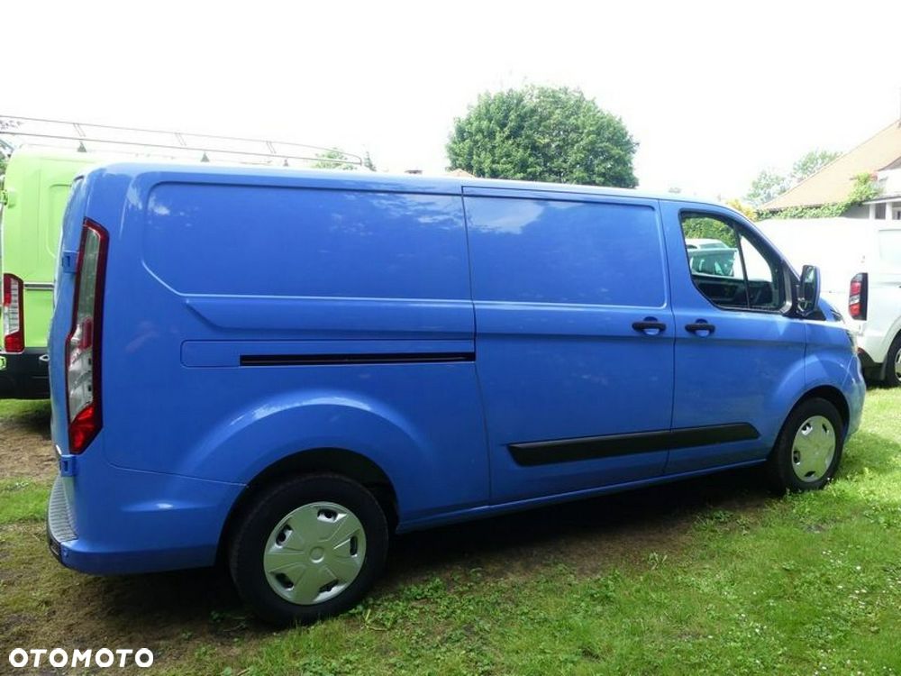 Ford Transit - 12