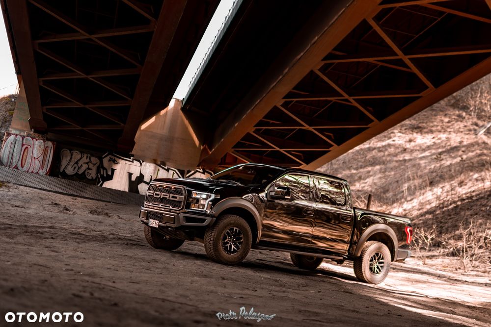 Ford F150 - 4