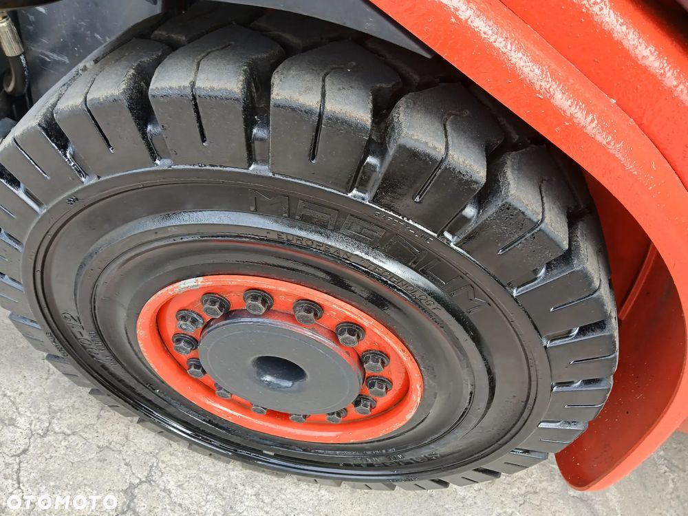 Linde H25T-03 2002rok wolny skok przesuw sprowadzony - 25