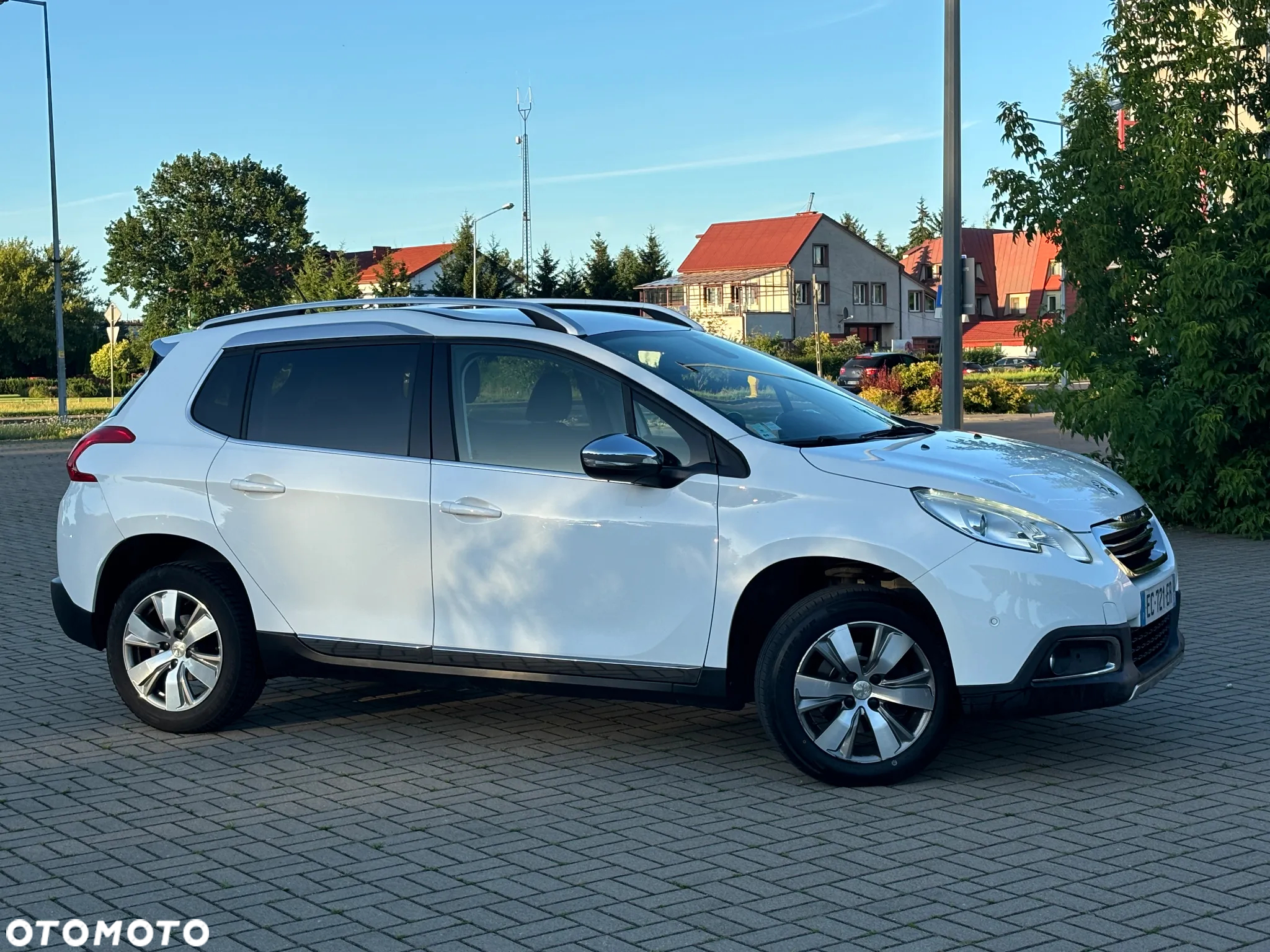 Peugeot 2008 1.2 Pure Tech Crossway S&S EAT6 - 10