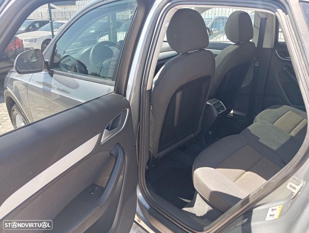 Audi Q3 2.0 TDI Attraction - 15