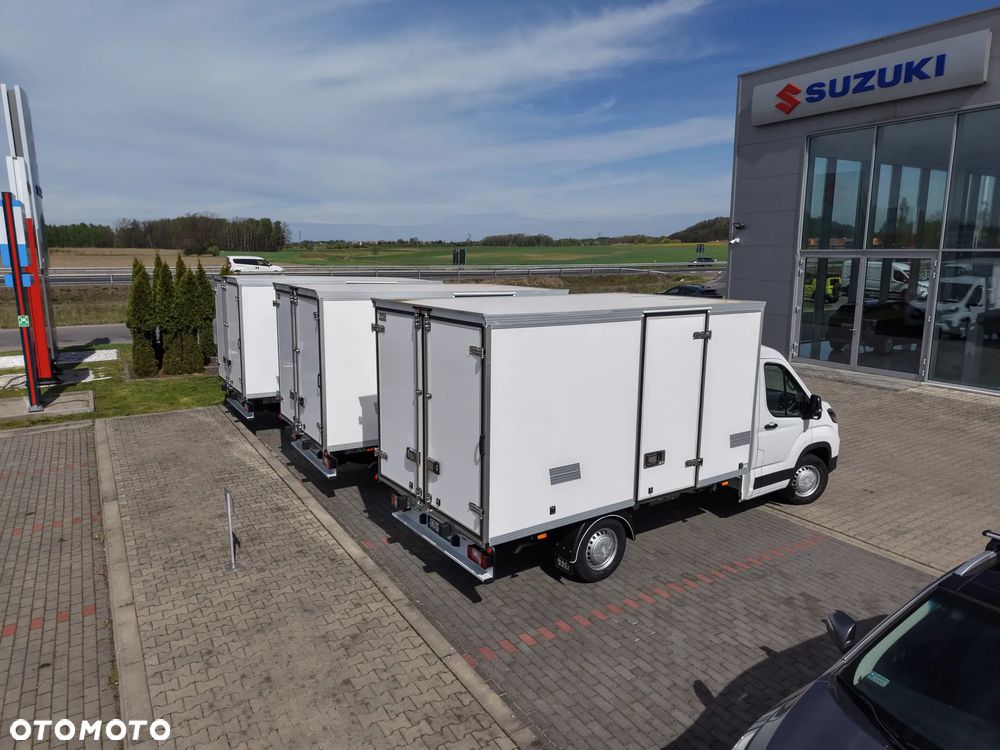 Maxus Deliver 9 - 6