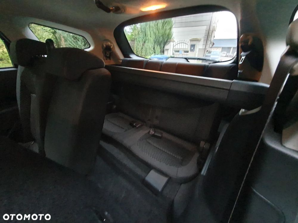 Nissan Qashqai+2 2.0 Acenta - 12