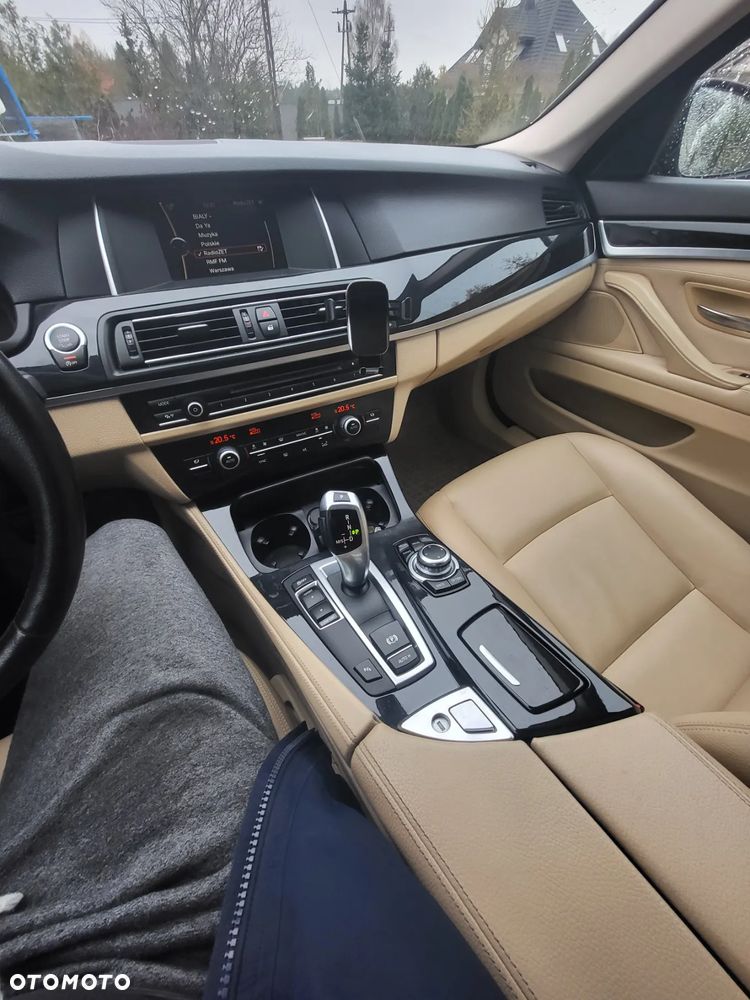 BMW Seria 5 - 25