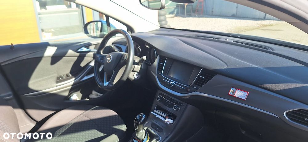 Opel Astra 1.6 CDTI Enjoy S&S - 11