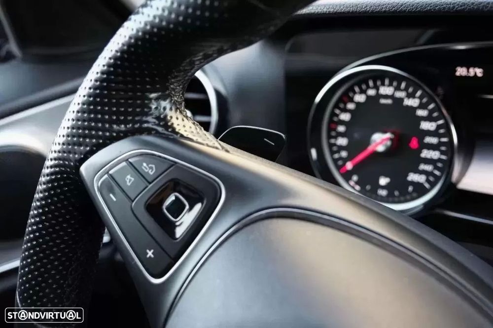 Mercedes-Benz E 220 - 29