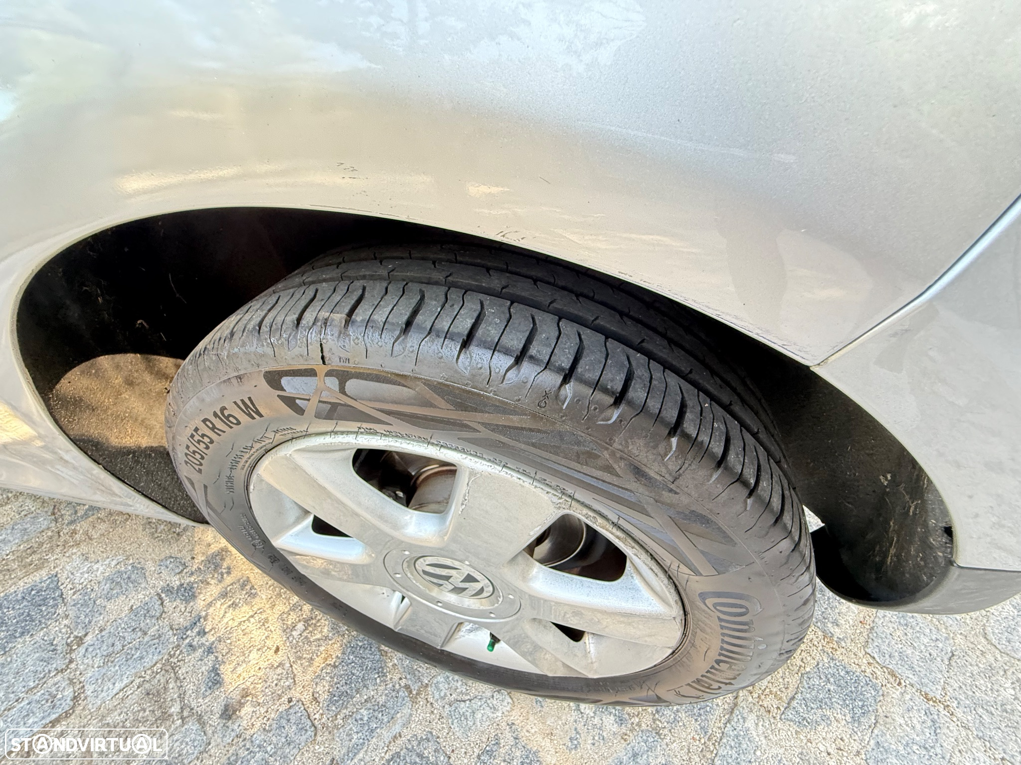 VW Golf 2.0 TDi Sport DSG - 18
