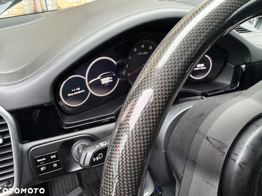 Porsche Cayenne - 11