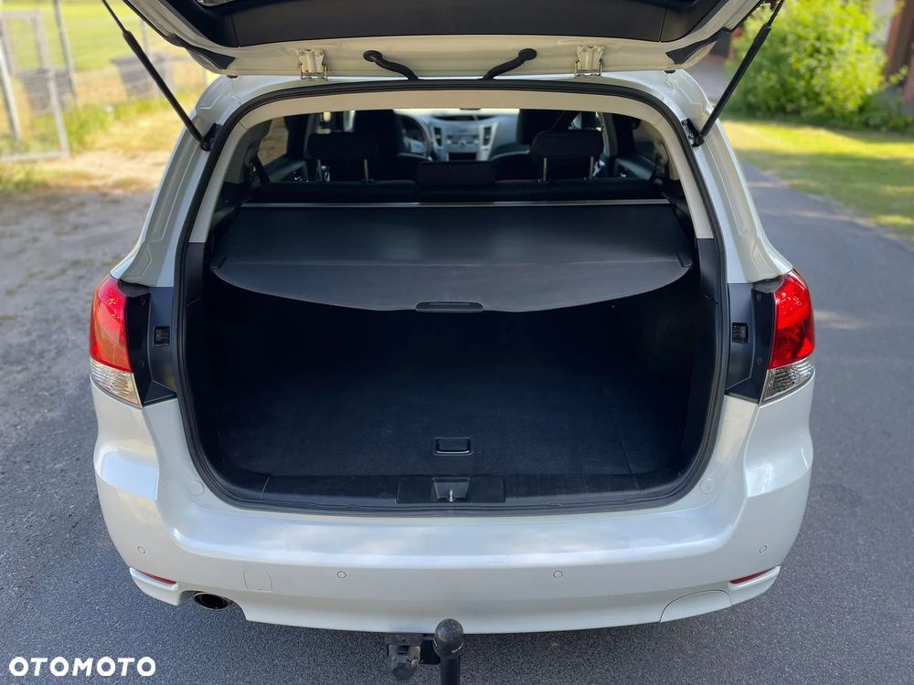 Subaru Legacy - 18