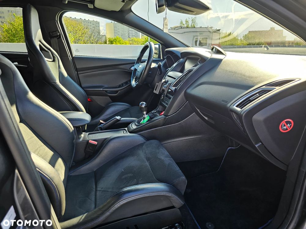 Ford Focus 2.3 EcoBoost RS - 11