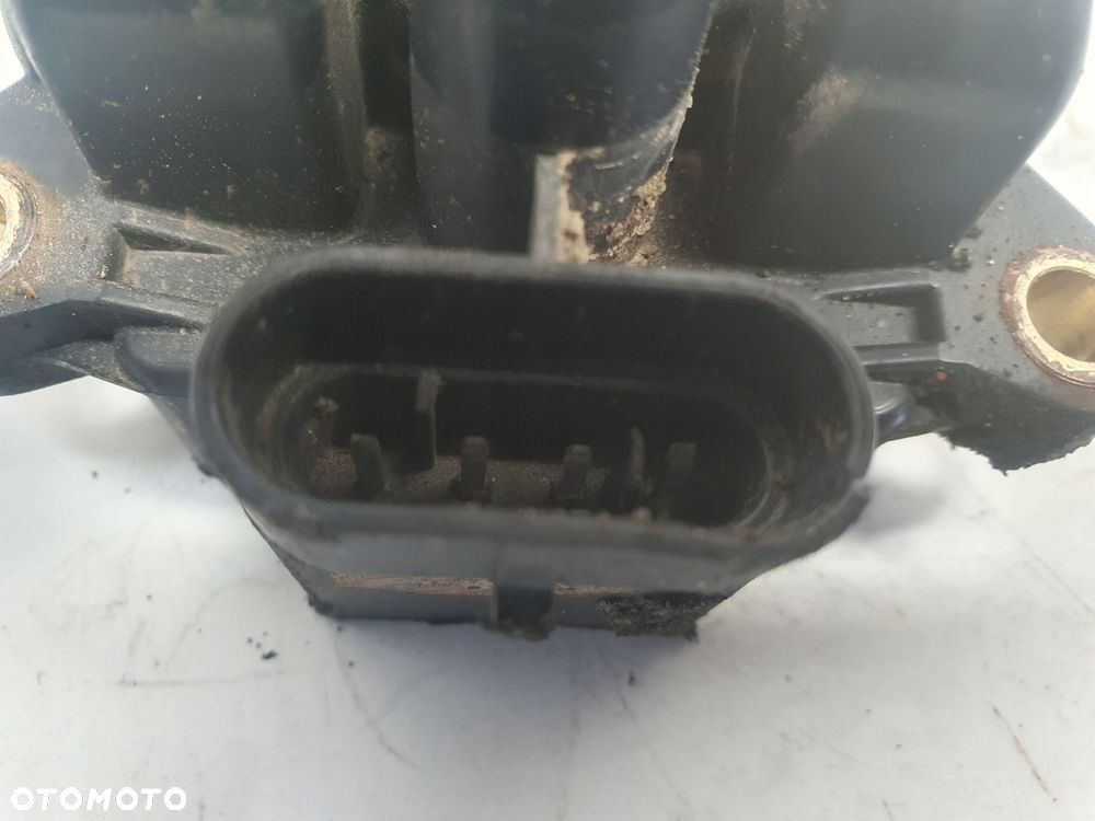 CEWKA ZAPŁONOWA Renault Clio III 1.2 16V _ 8200702693 - 12