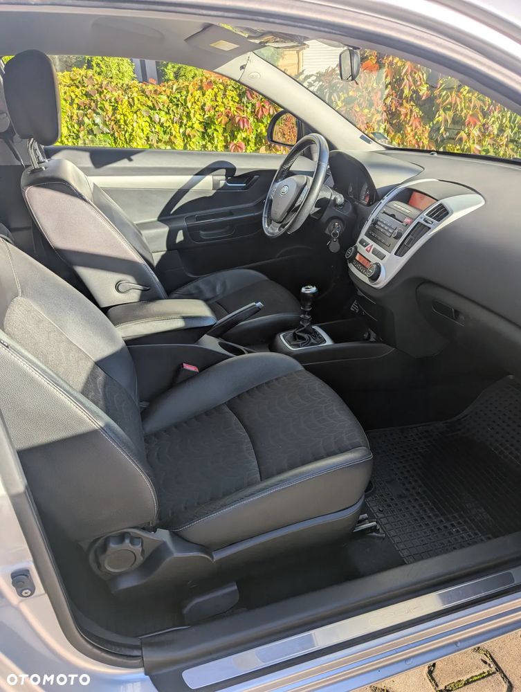 Kia ProCeed 2.0 Optimum + - 11