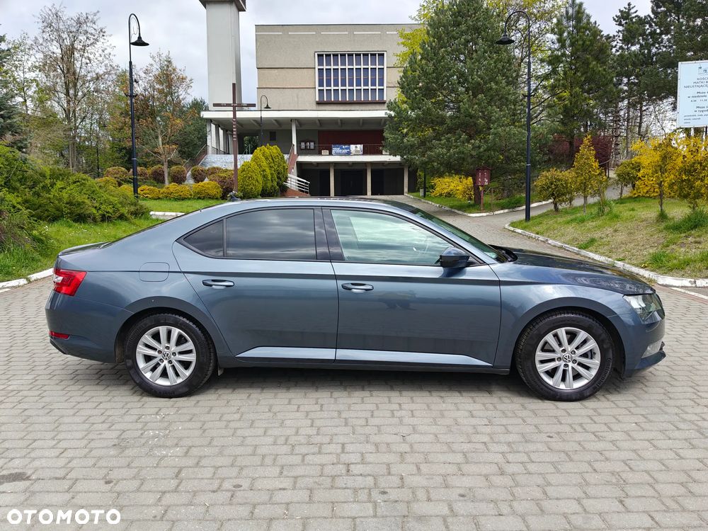 Skoda Superb 1.8 TSI Ambition - 31