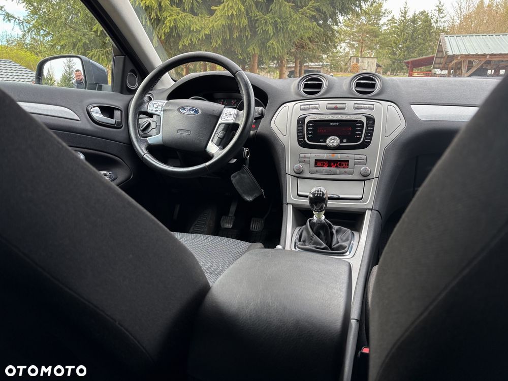 Ford Mondeo 2.0 TDCi Titanium - 8