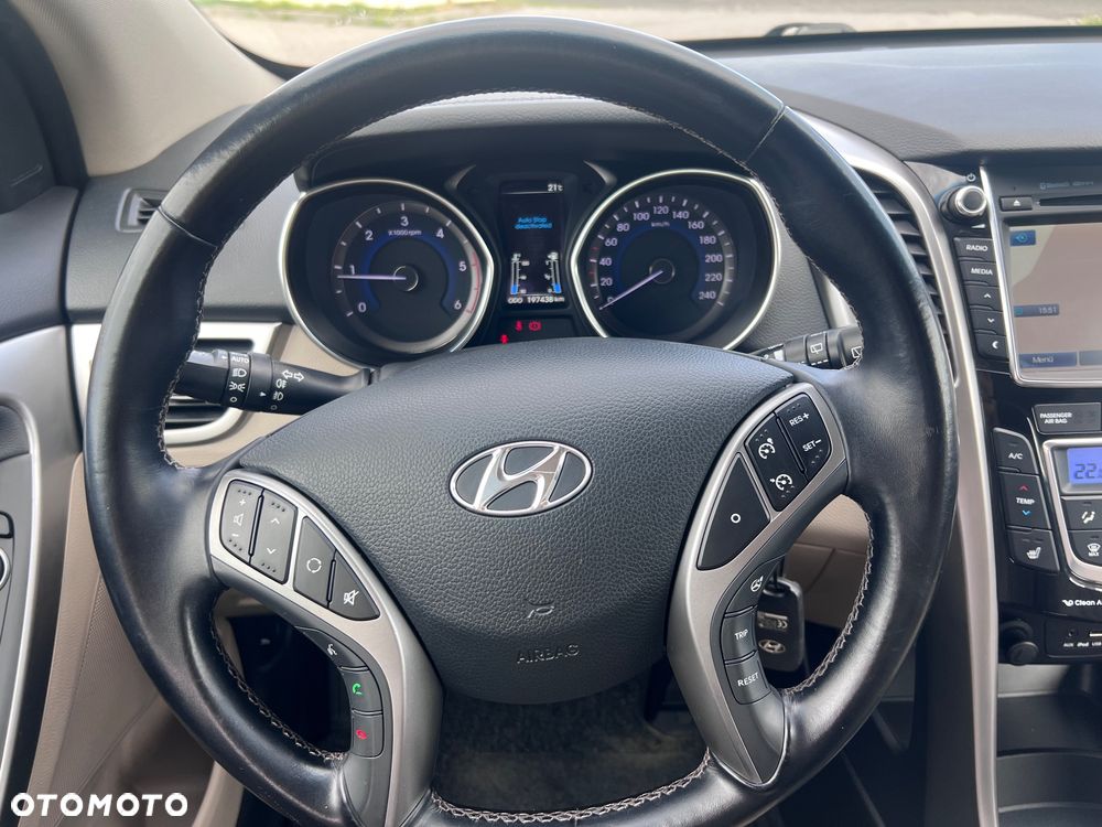 Hyundai i30 i30cw blue 1.6 CRDi Trend - 24