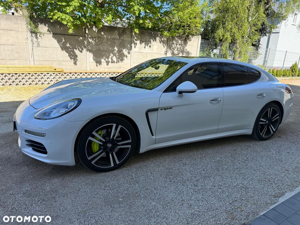 Porsche Panamera 4 Executive - 3