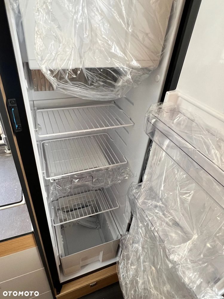 Adria Coral XL 600 DP - 16