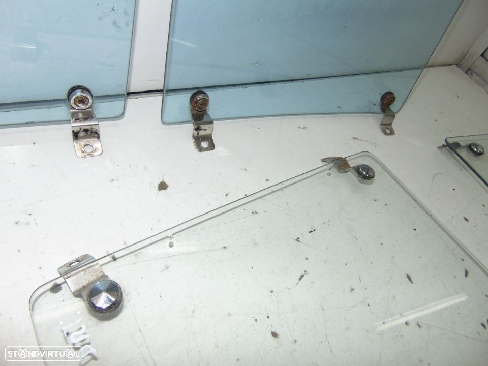 toyota corolla 1200 ke 20 vidros laterais c/fechos - 6