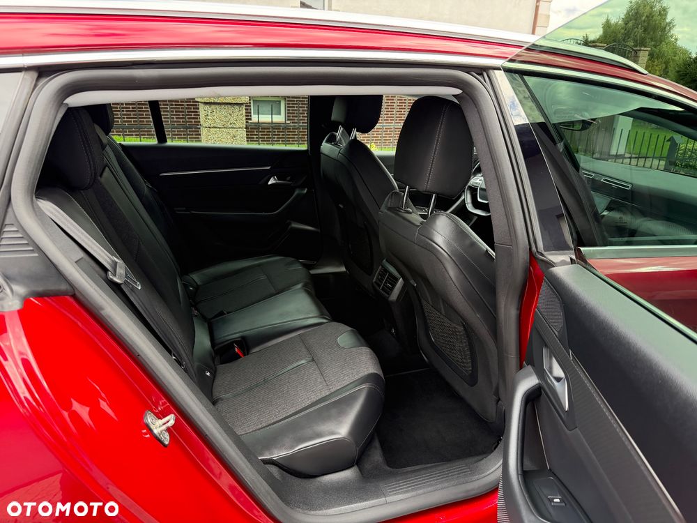 Peugeot 508 BlueHDi 130 Allure - 12