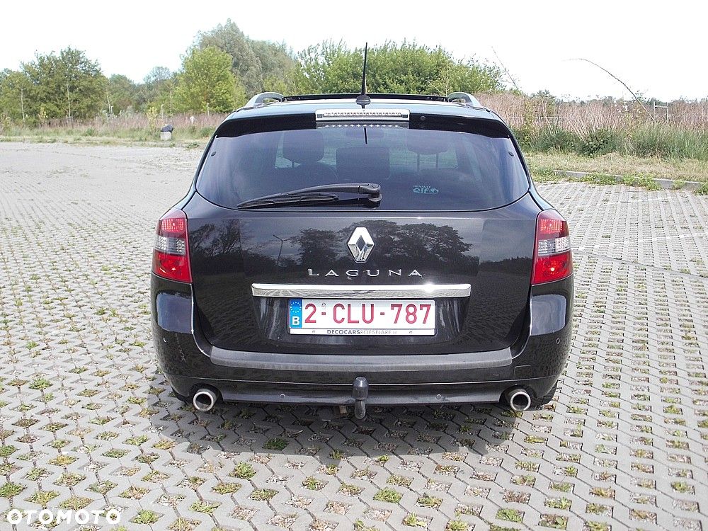 Renault Laguna dCi 180 FAP GT - 21