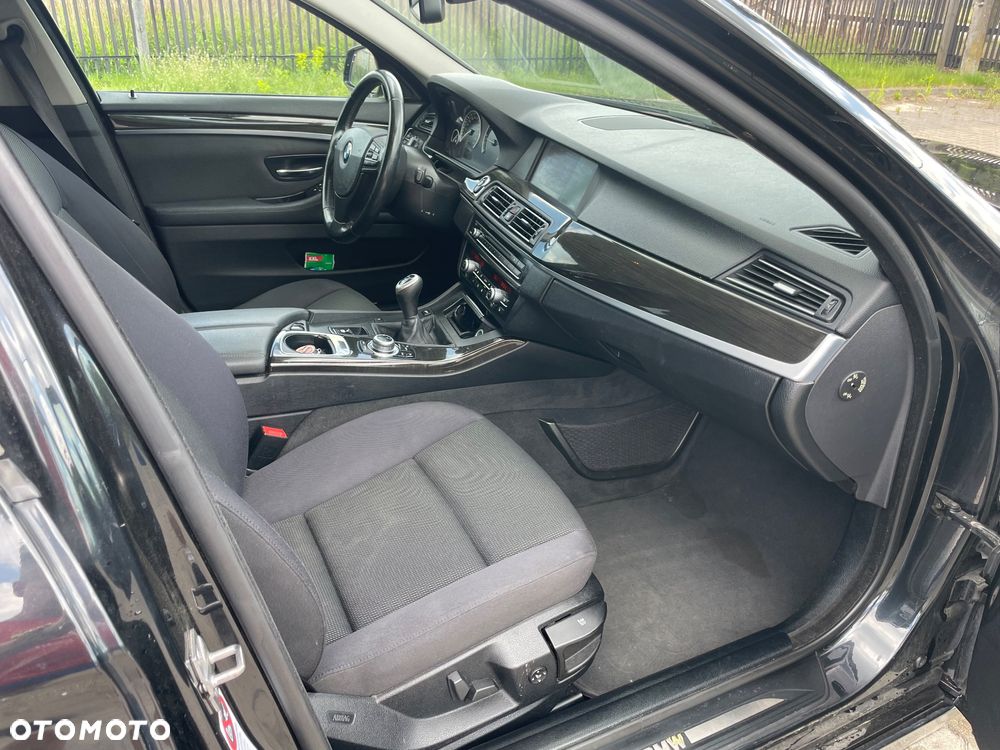 BMW Seria 5 - 10