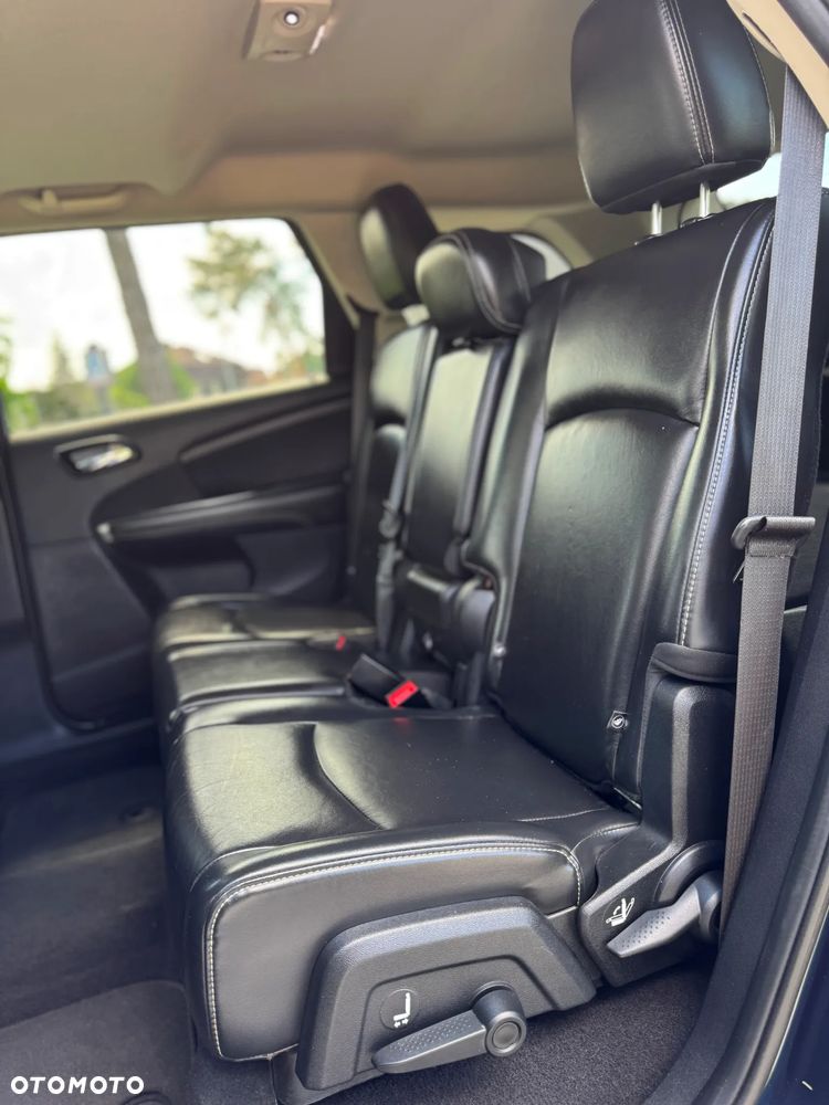 Dodge Journey 2.7 V6 R/T - 30