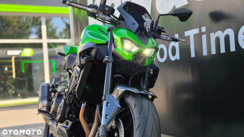 Kawasaki Z 900 - 12