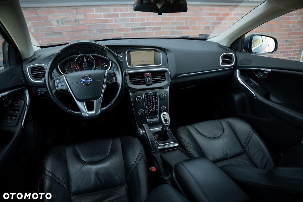 Volvo V40 T3 - 26