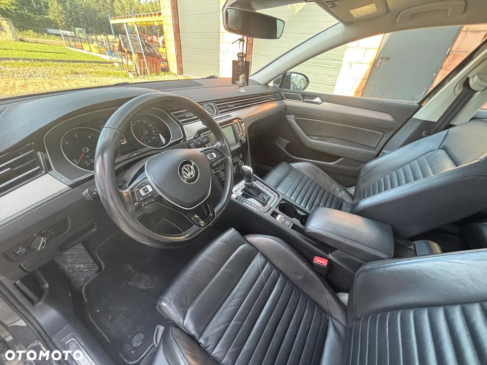 Volkswagen Passat - 6