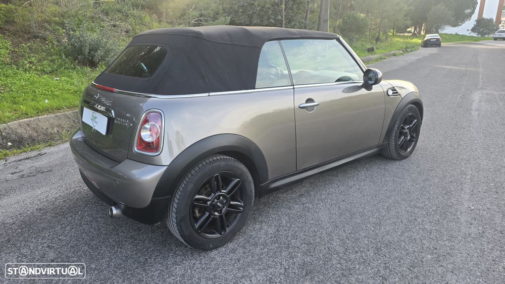 MINI Cabrio Cooper D Auto - 29