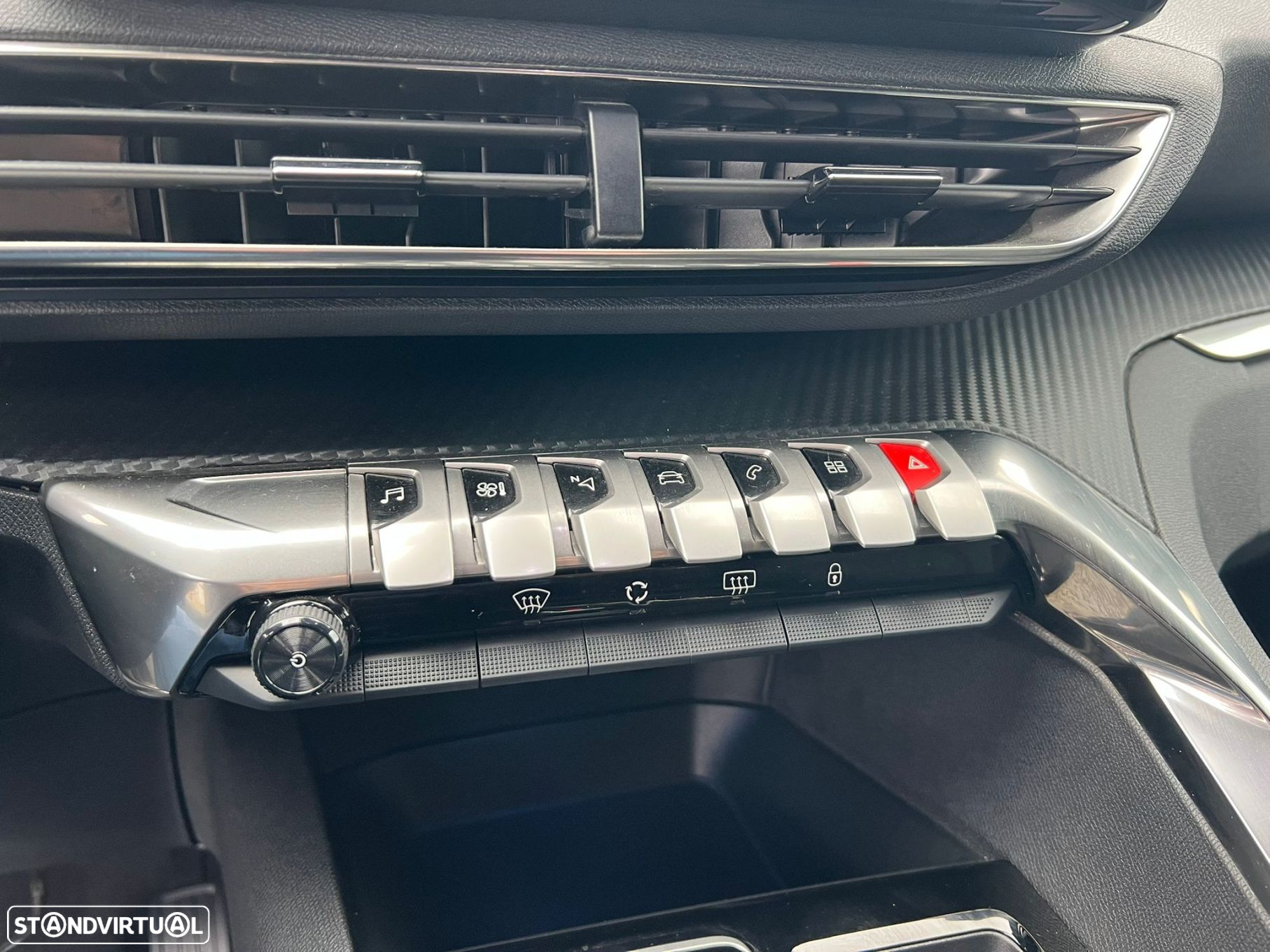 Peugeot 5008 1.5 BlueHDi Allure Pack EAT8 - 17