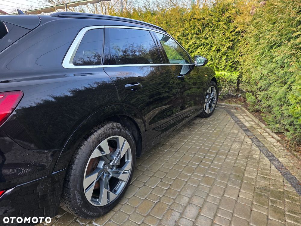 Audi e-tron 55 Quattro - 8