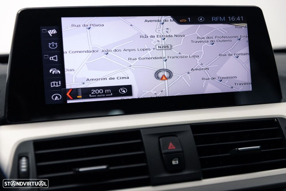 BMW 318 d Touring - 29