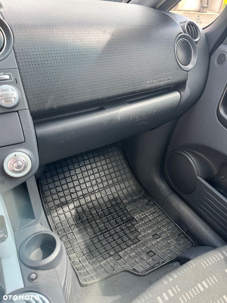 Mitsubishi Colt 1.3 Inform - 11