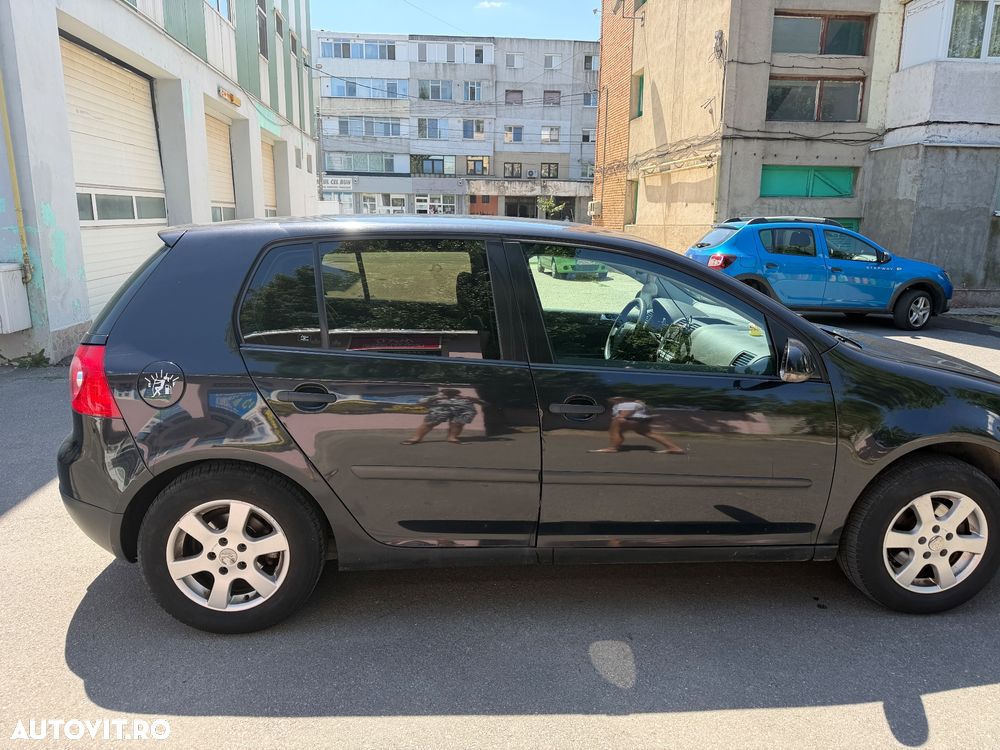 Volkswagen Golf 1.4 FSI Sportline - 3
