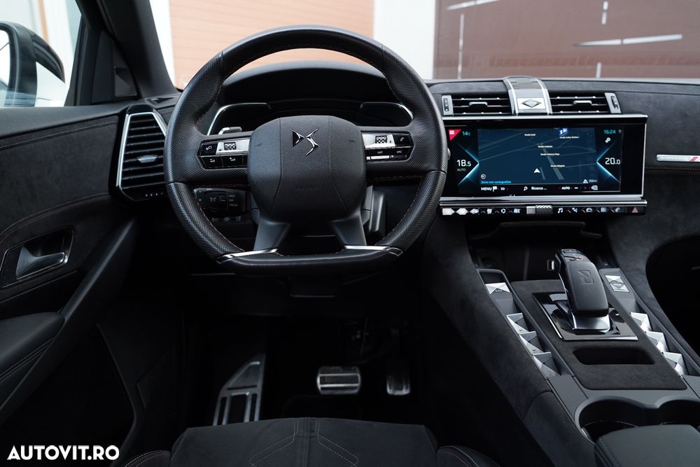 Citroën DS7 Crossback 4x4 PERFORMANCE LINE + - 13