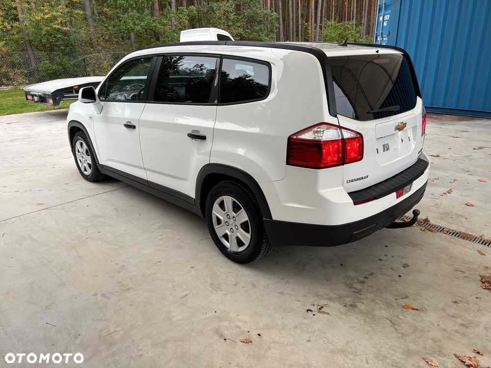 Chevrolet Orlando - 8