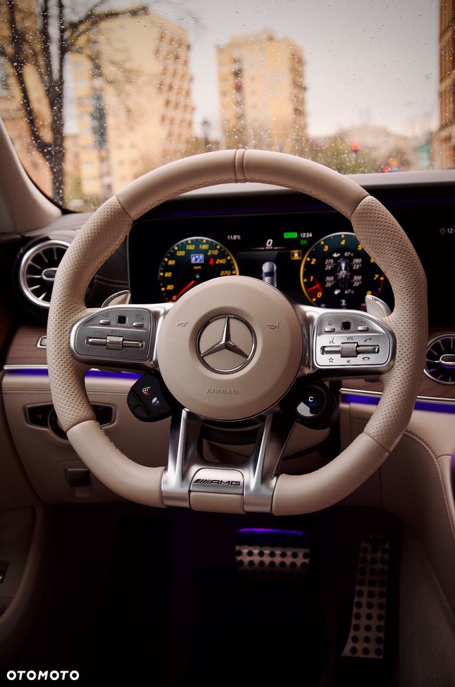 Mercedes-Benz AMG GT 43 4-Matic+ - 13