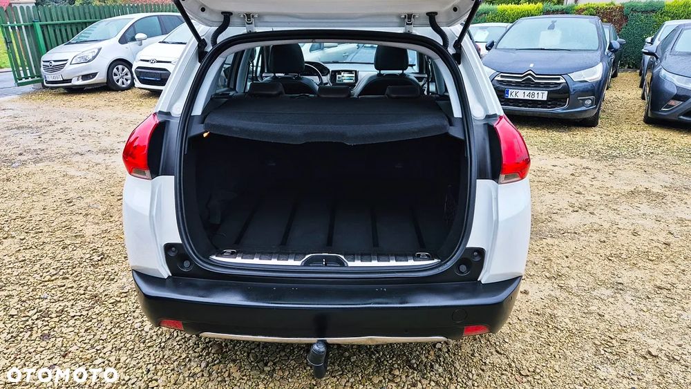 Peugeot 2008 1.6 VTi Allure - 32