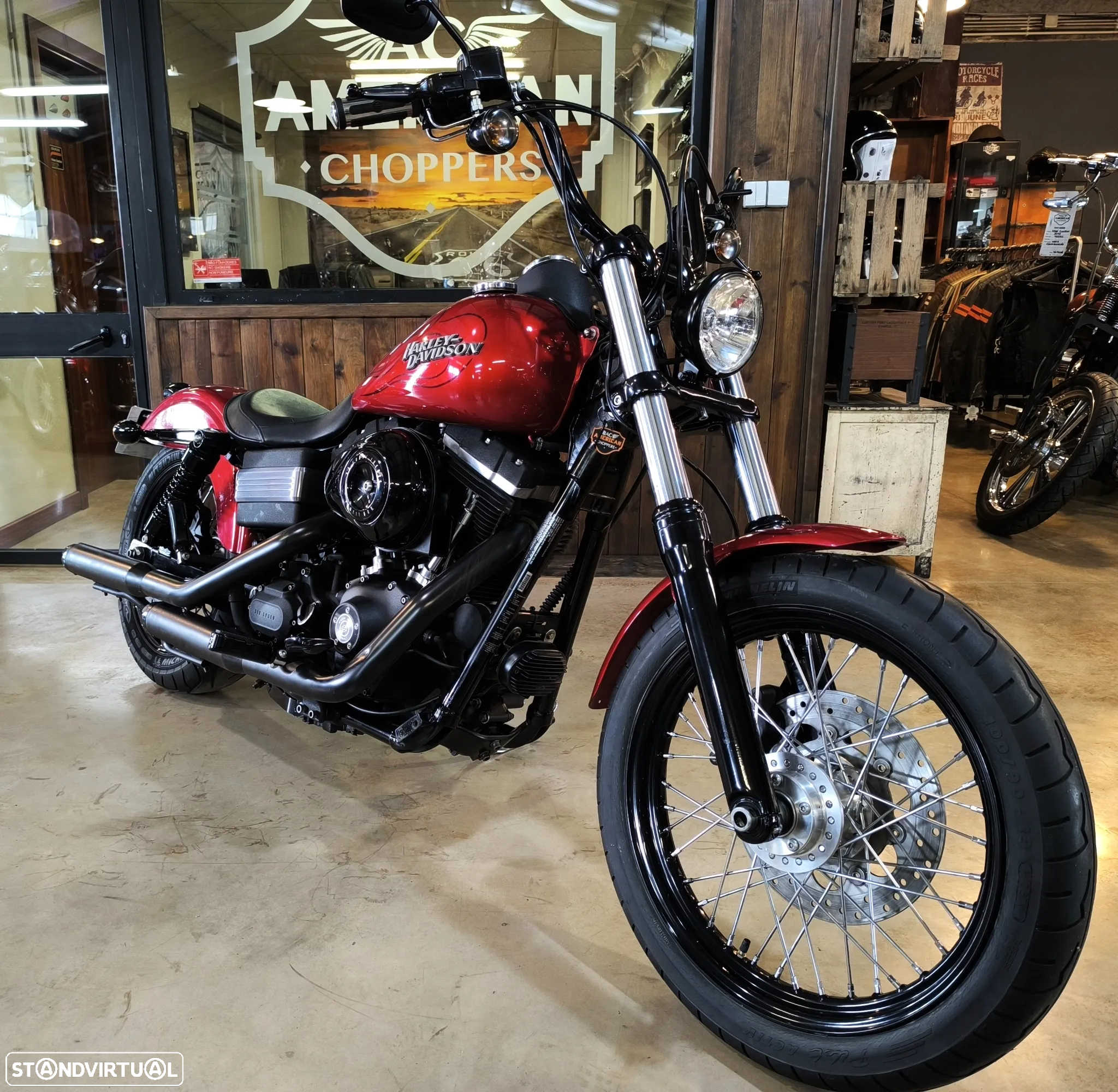 Harley-Davidson Dyna STREET BOB - 7