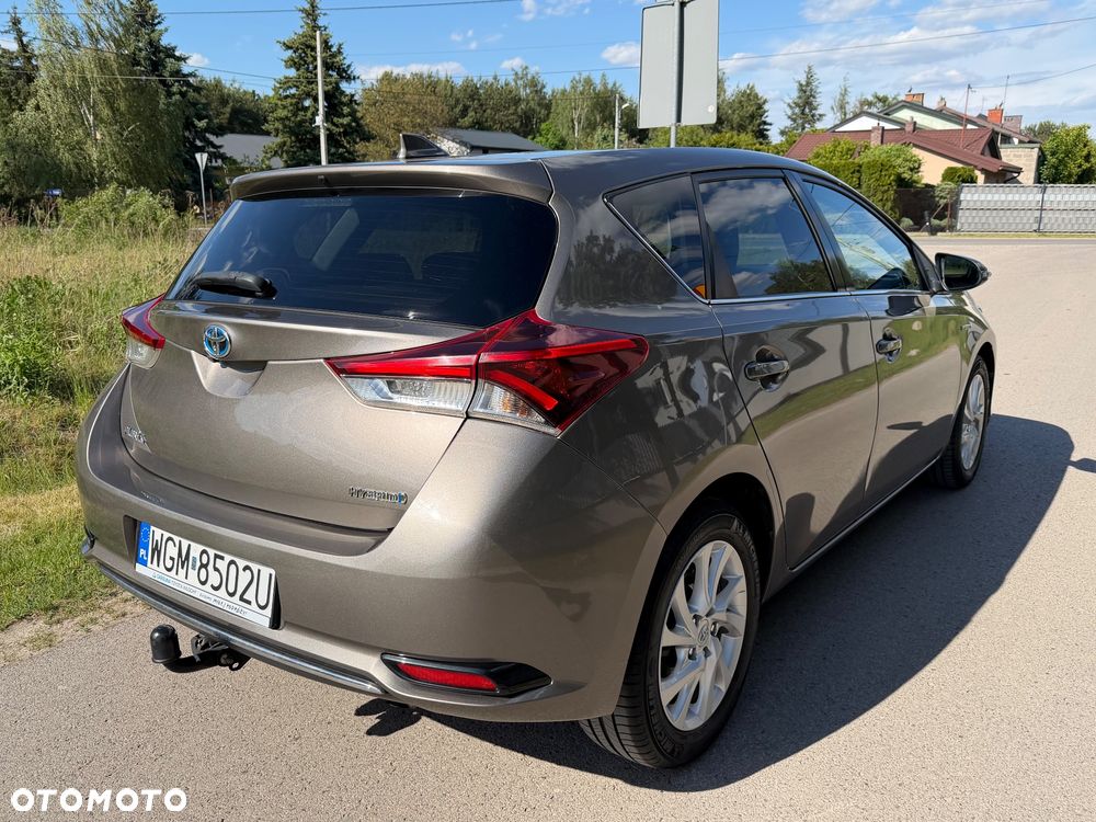 Toyota Auris - 4