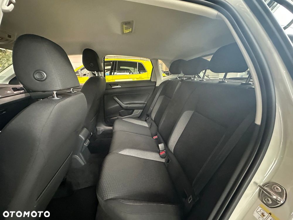 Volkswagen Polo 1.0 TSI Life Plus - 25