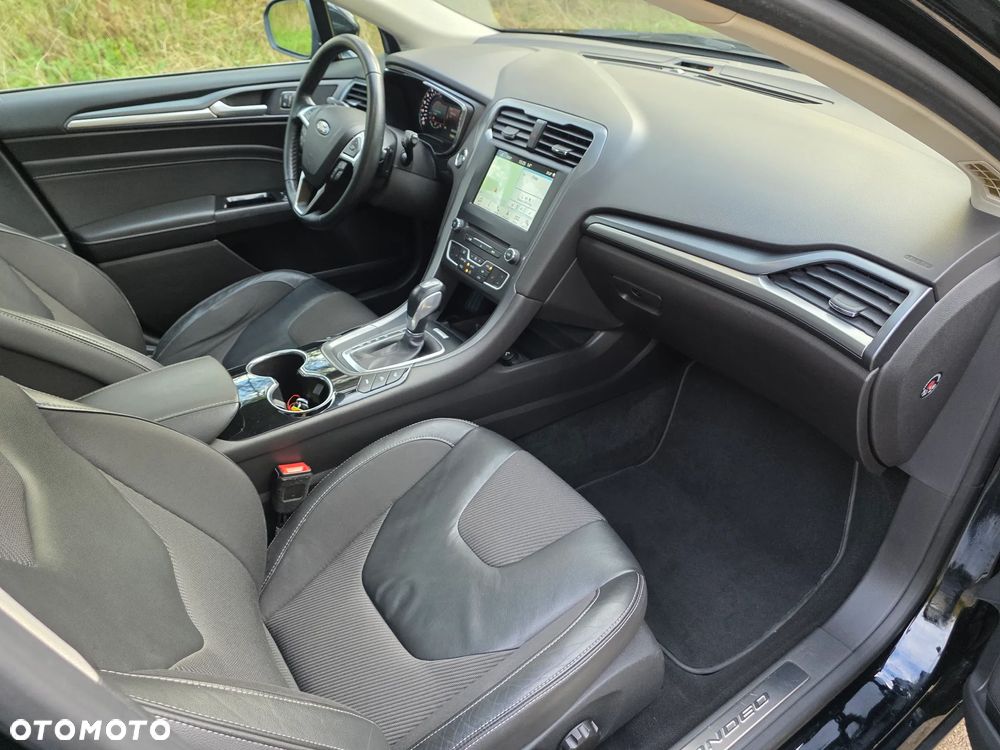 Ford Mondeo 2.0 TDCi PowerShift-Aut Allrad Titanium - 27
