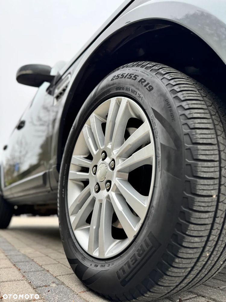 Land Rover Discovery IV 3.0SD V6 HSE - 8